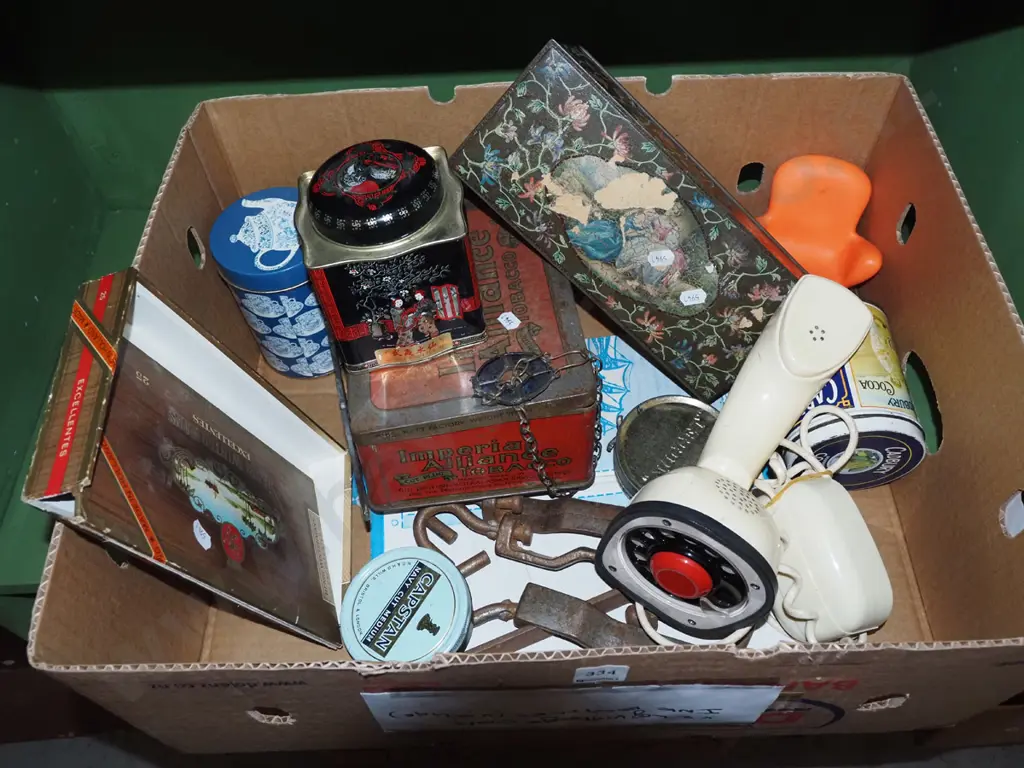 box; vintage tin, lines man telephone etc Image 1++