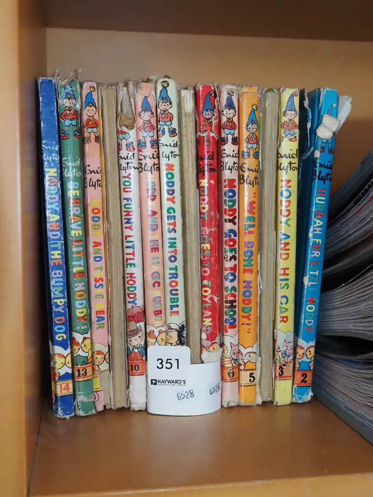 Enid Blyton Noddy books - poor condition Image 1++