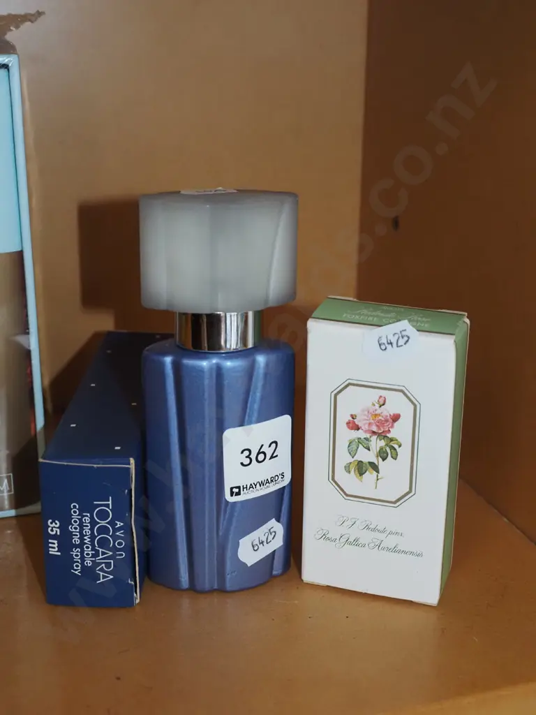 2x perfumes; Avon Toccara cologne, Fire Fox 30ml Image 1++