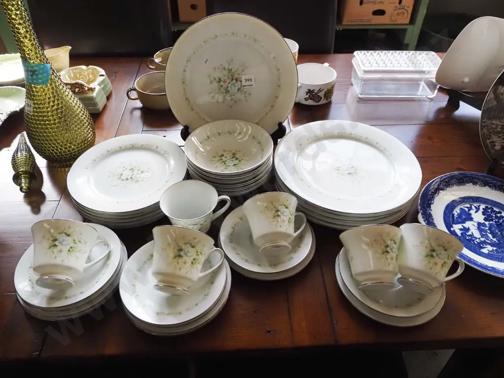 Noritake Poetry dinner items; plates, bowls, cups, saucers Image 1++