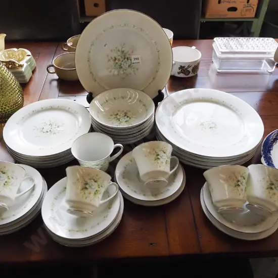 Noritake Poetry dinner items; plates, bowls, cups, saucers