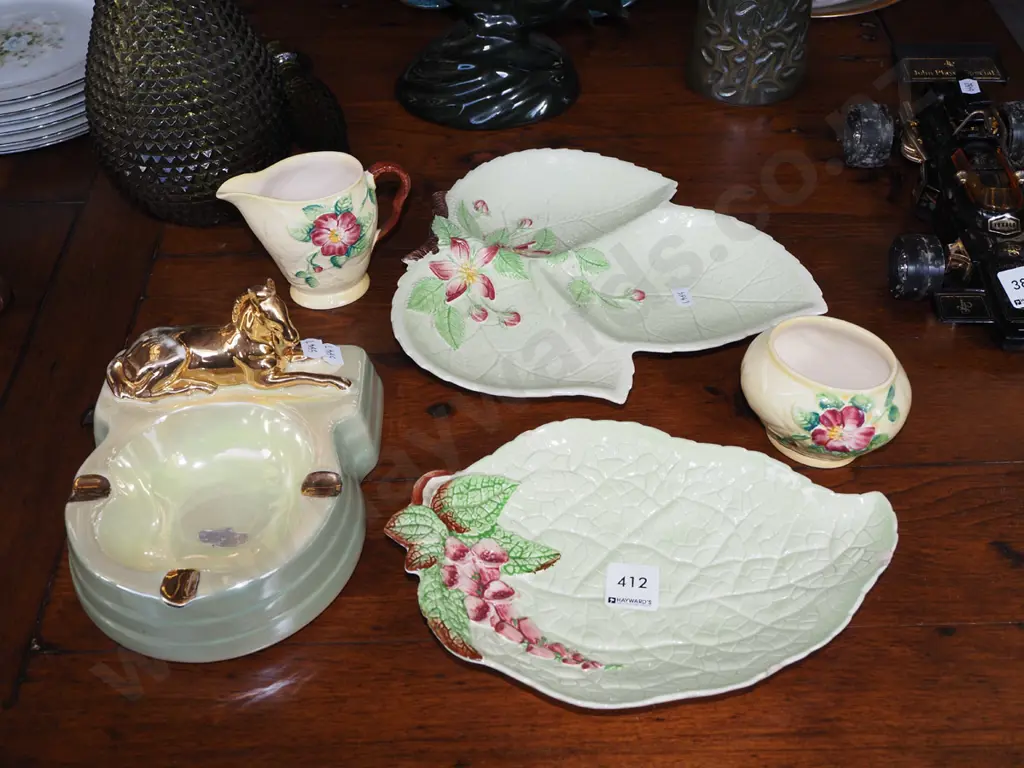 horse themed ashtray, 4x Carlton ware items Image 1++