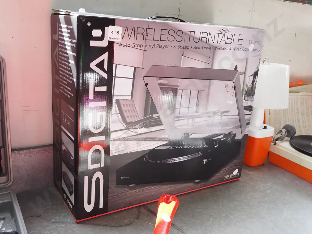 boxed as new S Digital wireless turntable Image 1++