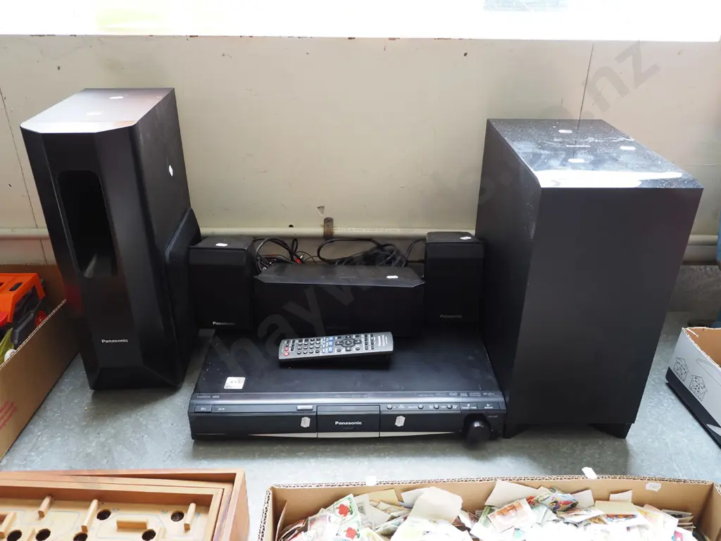 Panasonic DVD home theatre system Image 1++