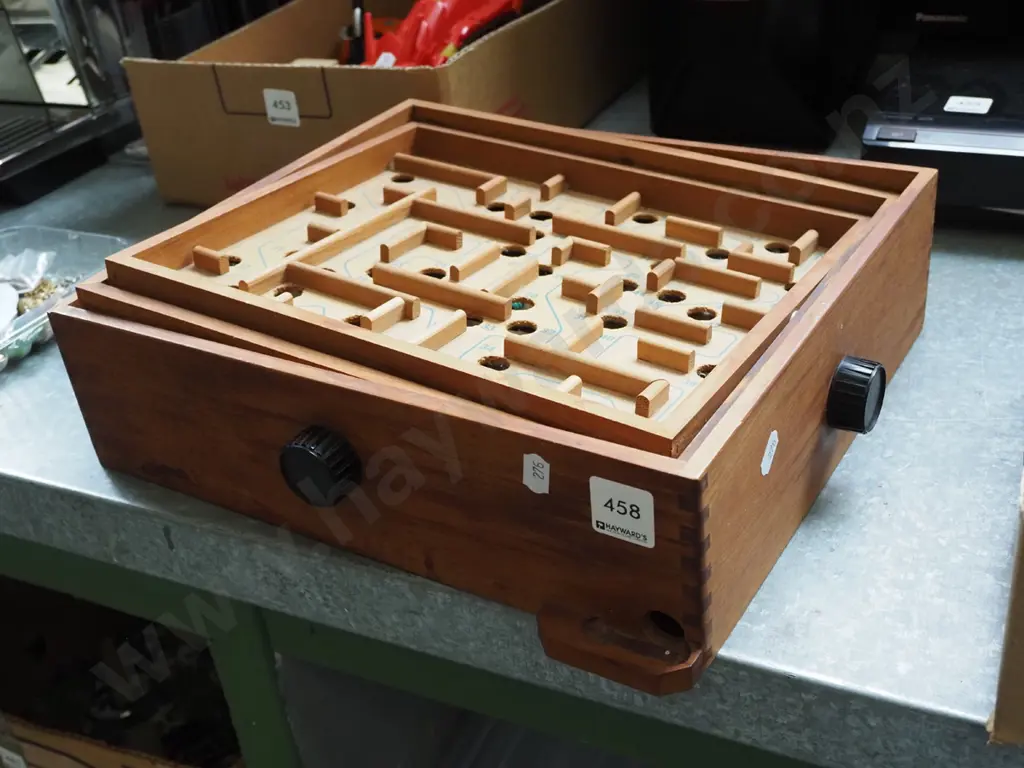 wooden marble maze game Image 1++