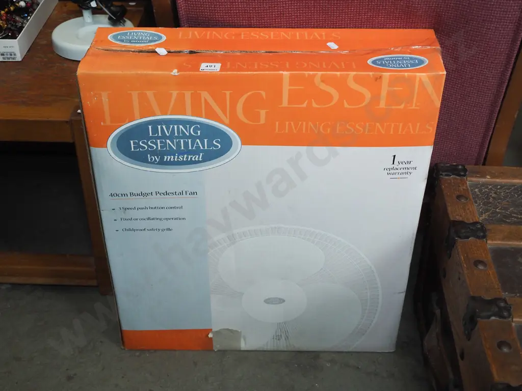 as new boxed old stock 40cm pedestal fan Image 1++