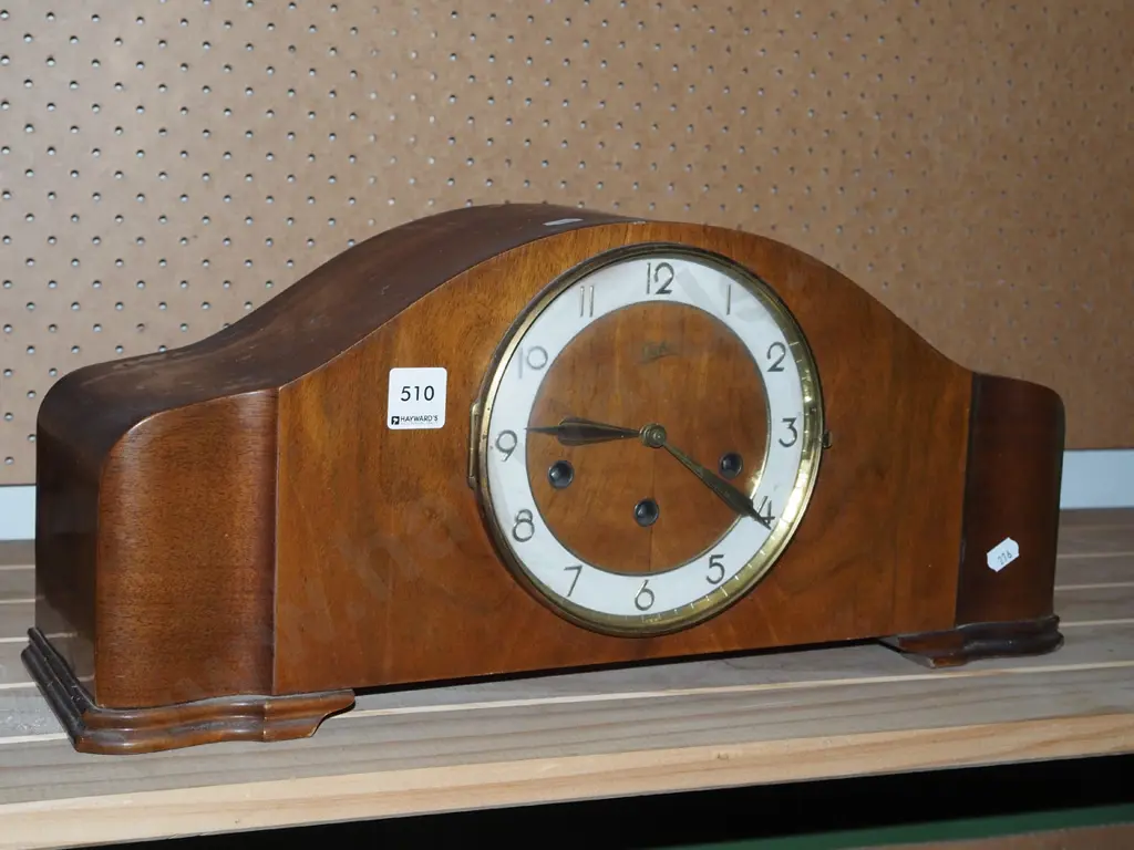 deco wood cased mantle clock - no key Image 1++