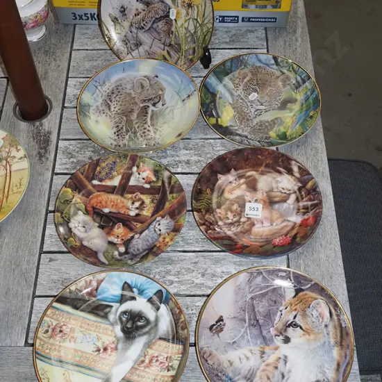 7x cabinet plates with wall hinges - cats