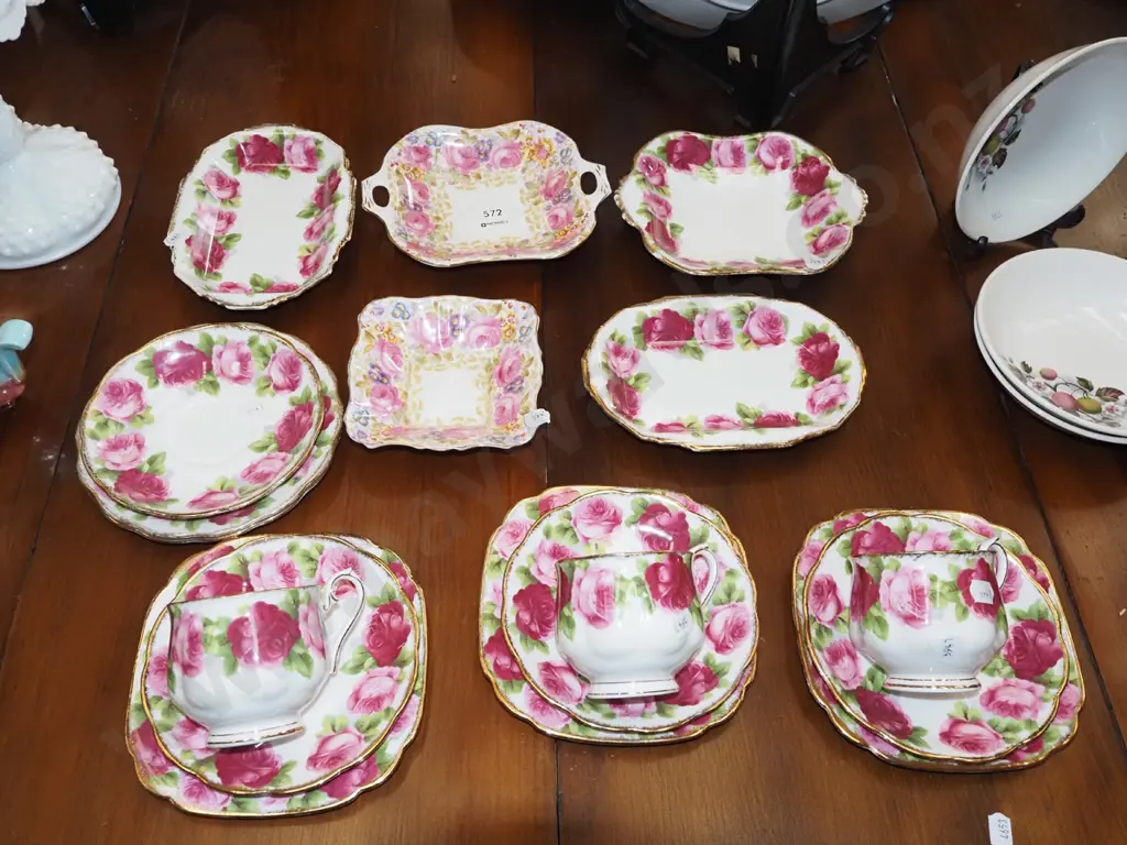 Royal Albert Serena plates, cups, saucers etc Image 1++