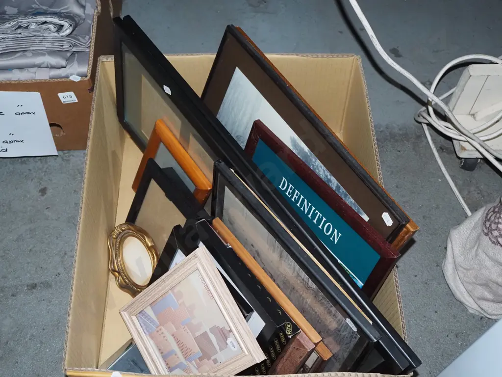 box; various prints Image 1++