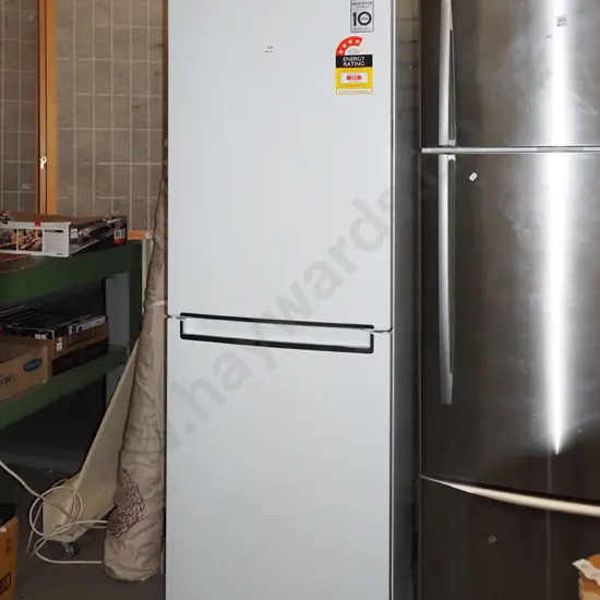 LG GV/335WL fridge/freezer - excellent condition H17202 W595 D660