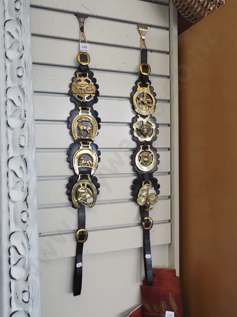 2x horse brasses Image 1++