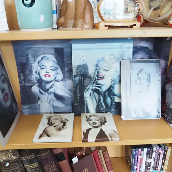Marilyn Monroe holographic and other prints