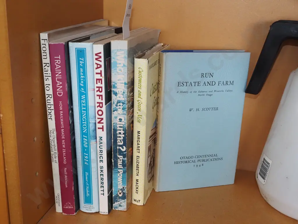 NZ  history publications Image 1++