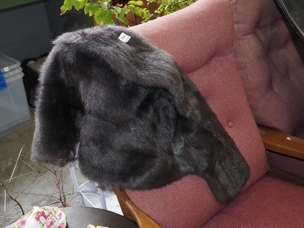 grey fur stole Image 1++