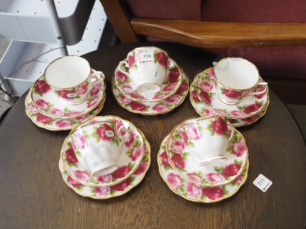 5x Royal Albert old country rose trios Image 1++