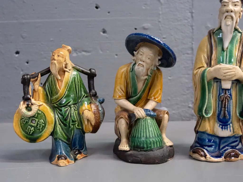 4 Chinese earthenware "mud men" figures - scholar H-175, water carrier, 2 fishermen. Image 1++