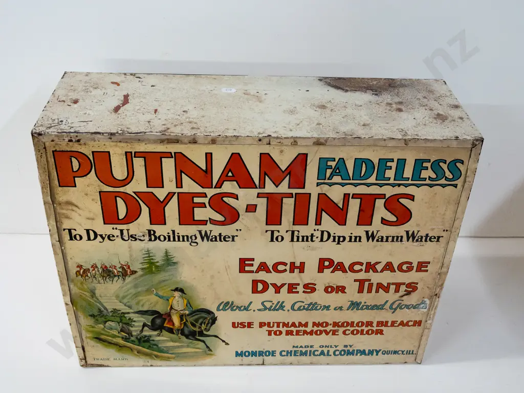 vintage Putnam Fadeless Dyes & Tints tin shop display / sales cabinet with slanted side and lift-up front, marked Quincy Image 1++