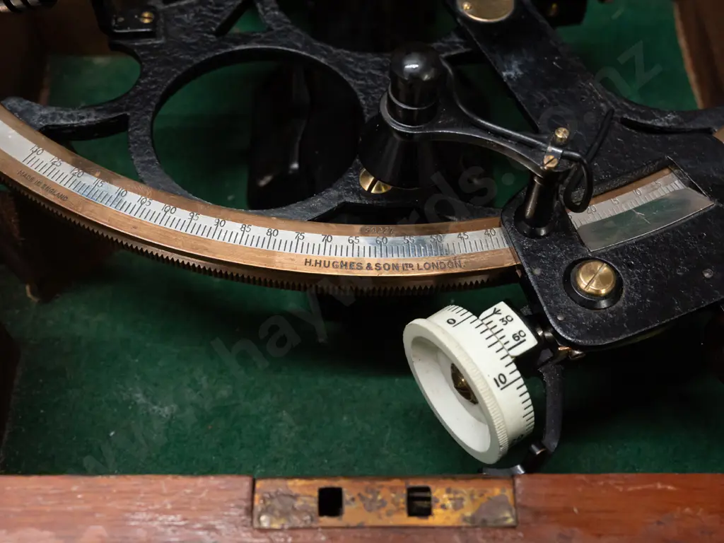 vintage sextant in fitted timber case with Husun / London marks, with eyepieces and accessories, case lockable, has key. Image 1++