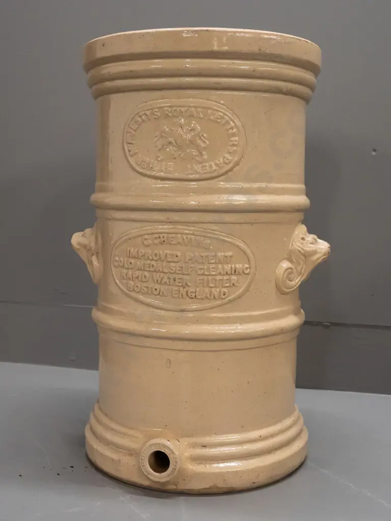 vintage Cheavins stoneware part water filter with lion's head handles - no lid or fittings H-470 Image 1++