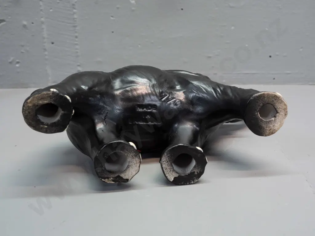 vintage Sylvac elephant - marked Made in England / No. 770. Some rubbing to tusk. H-185 L-250 Image 1++