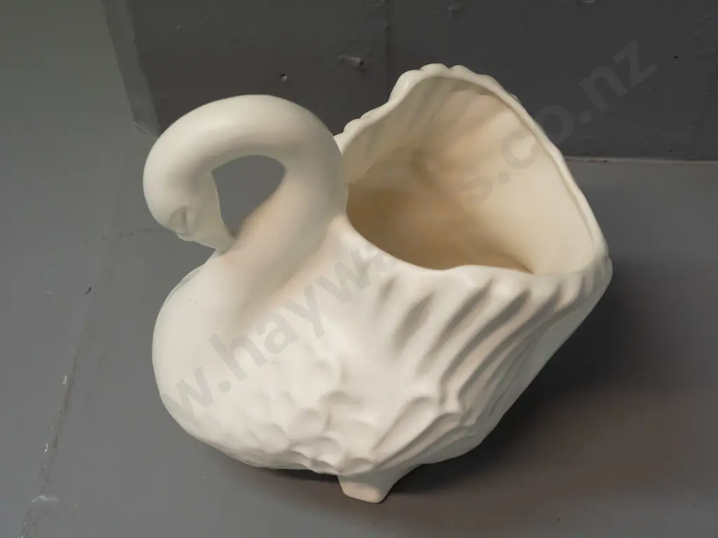 large Crown Lynn male swan No ".170." - has a few minor marks and scratches H-235 L-240 Image 1++