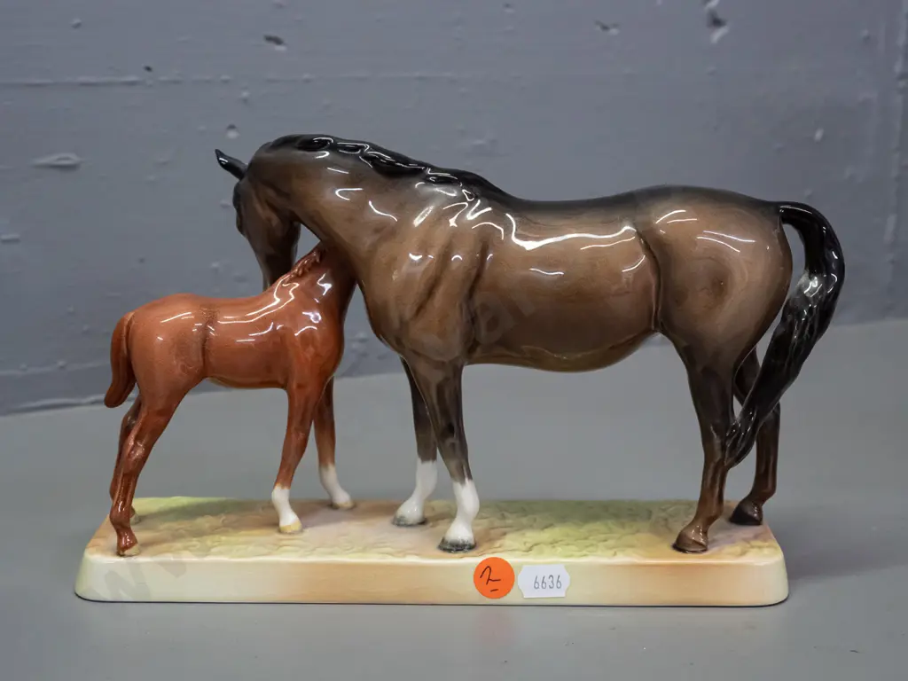 Beswick horse figure - mare and foal - some crazing on base H-160 W-245 Image 1++