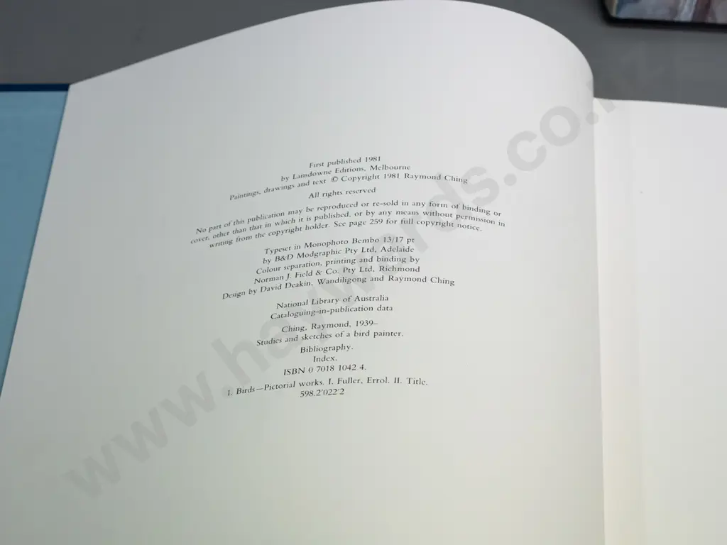 slip-cased book - Raymond Ching - Studies and Sketches of a Bird Painter Image 1++