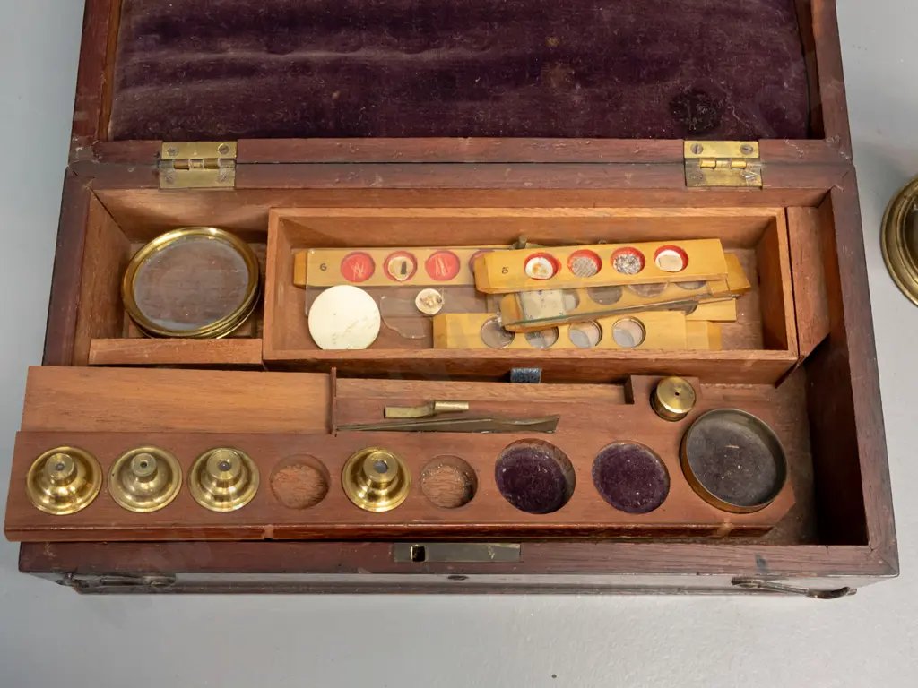 Antique Crichton London brass microscope in fitted mahogany case, 5 additional lenses & tray of slides. Case H90 W270 Image 1++