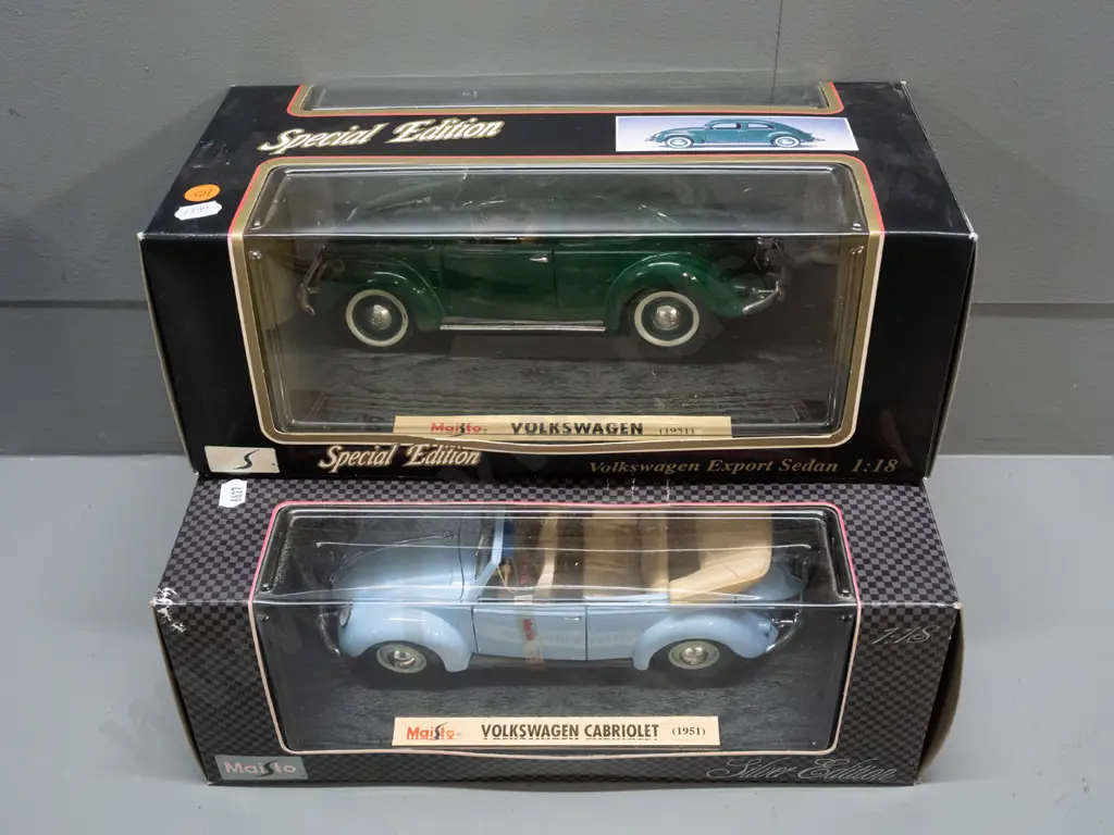 2 Maisto boxed 1:18 scale die-cast model vehicles - Silver Edition and Special Edition, both 1951 Volkswagens Image 1++