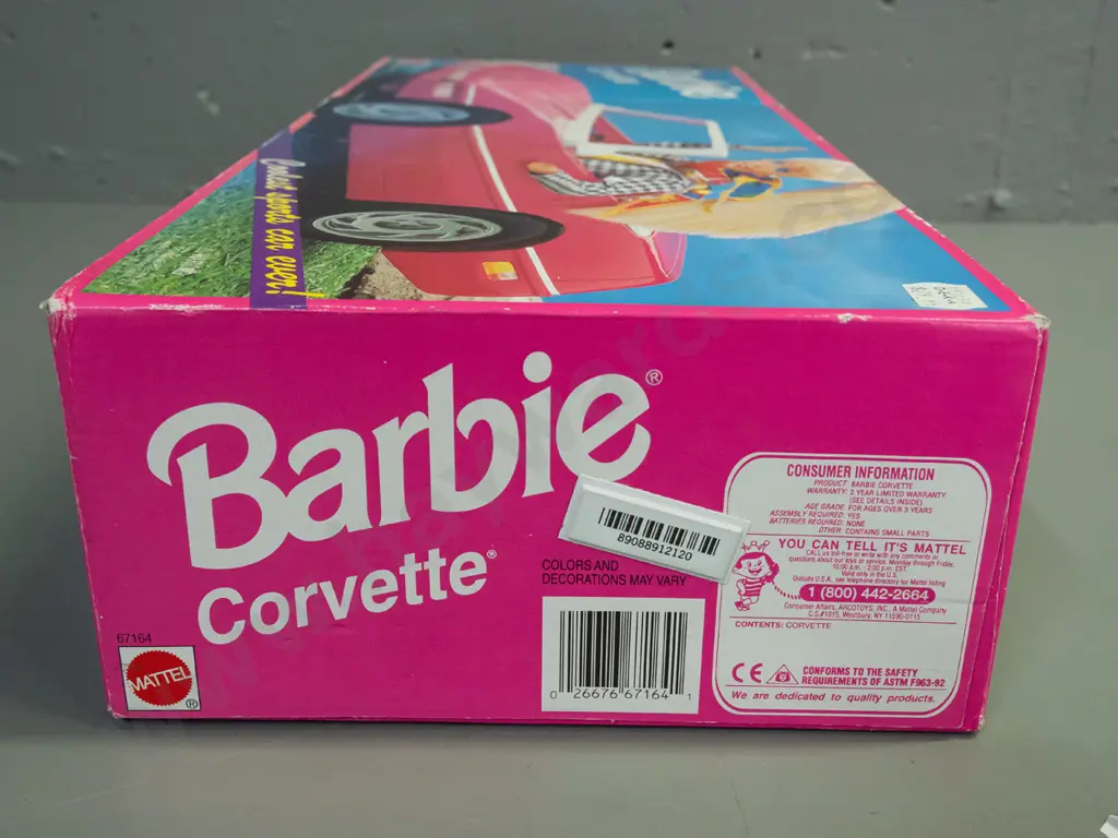 1994 Arcotoys / Mattel Barbie Corvette in sealed original box H-115 L-540 W-230 Image 1++
