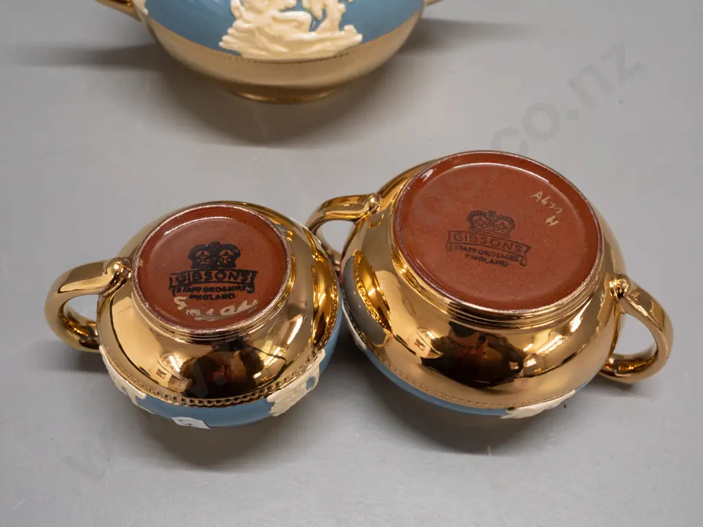 Gibsons Staffordshire blue, cream and heavy gilt teapot, cream & sugar - teapot is H-130 W-230 Image 1++