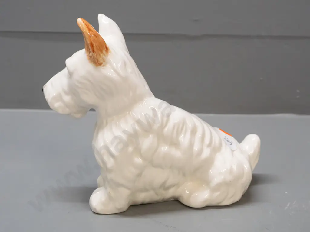 Beswick terrier dog figure - white with one brown ear. H-165 L-180 Image 1++