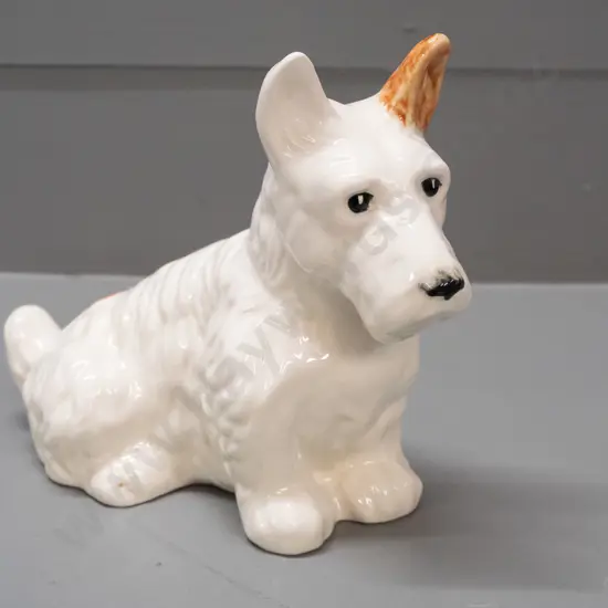 Beswick terrier dog figure - white with one brown ear. H-165 L-180
