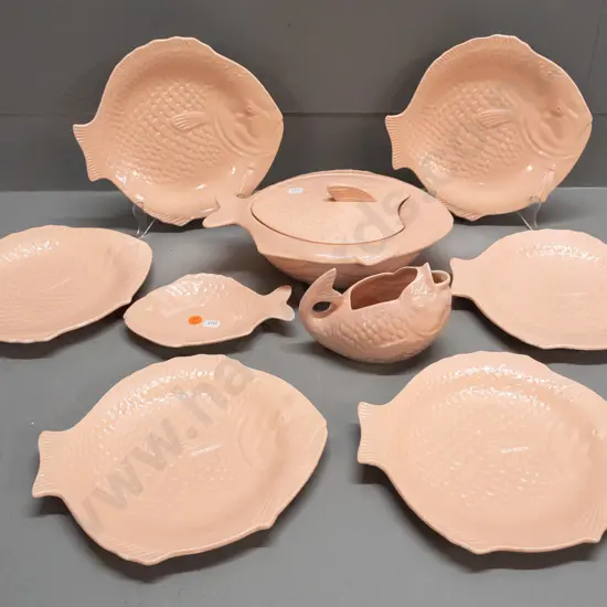 set of 6 pink Shorter & Son fish shaped plates, lidded serving dish and sauce jug - chips to knob on lid, wear to