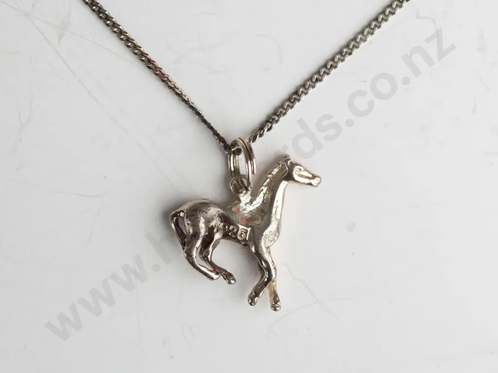 silver horse necklace both chain & horse stamped 925 Image 1++