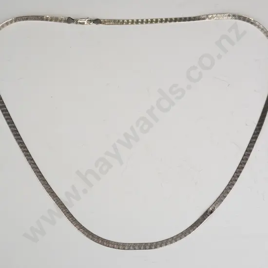 silver necklace stamped 925 Italy