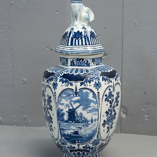 blue and white Delfts by Boch lidded urn with dog finial on lid H-360