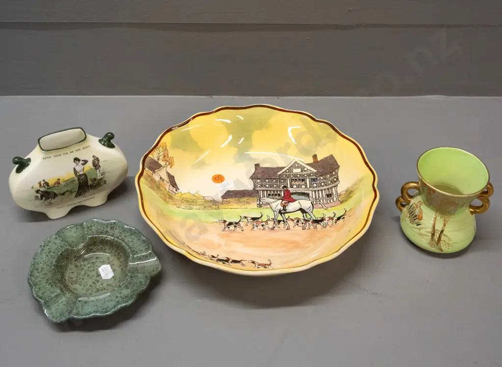 Royal Doulton small "Gibson girl" golf vase, scalloped edge hunting scene bowl, Titanian ware ashtray, and a Carlton5941 Image 1++