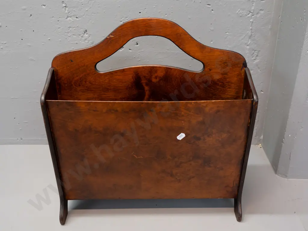 mid-century beech laminate magazine rack with cutout handle - has a chip near handle, some scratches and marks H-440 Image 1++