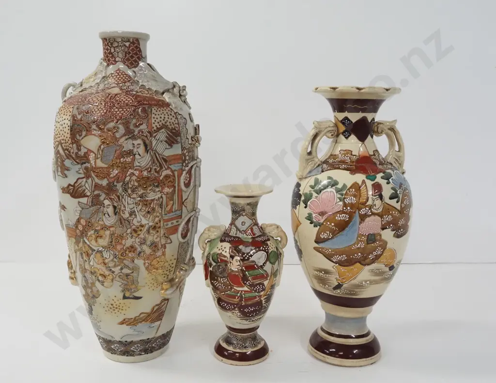 3 Satsuma vases - largest H-450 has damage to applied scrolling & handles, medium size has some staining. Image 1++