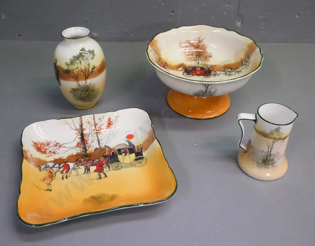 4x Royal Doulton coaching scene: comport, tray, small jug, vase. Comport: H-110 D-210. Very slight paint loss to rim of Image 1++