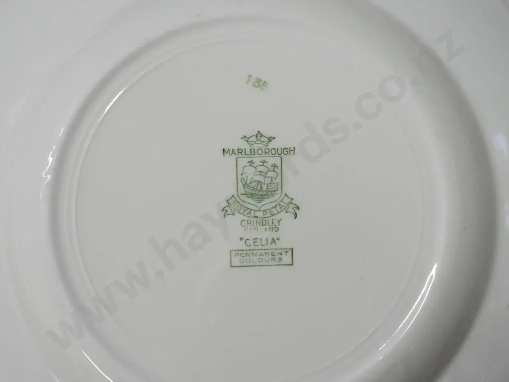 assorted vintage Grindley Royal Petal "Celia" pattern table ware - 10 dinner plates, 2 lidded vegetable dishes, 2 ashets Image 1++