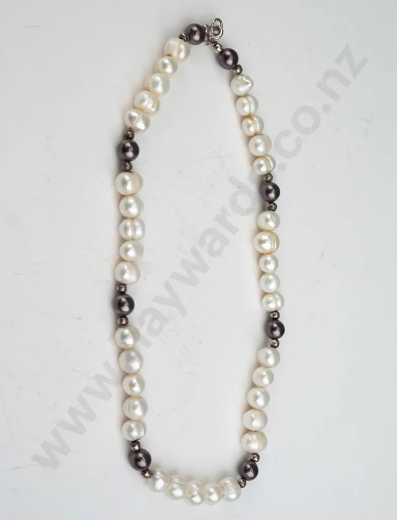 freshwater pearl necklace Image 1++