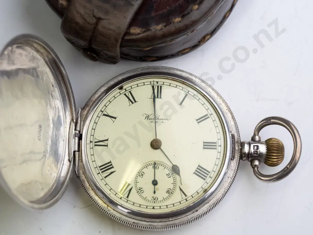 sterling silver pocket watch 'Waltham USA.- anchor, A, ALD - 506752 in leather pouch Image 1++