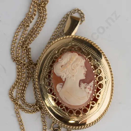 9ct / silver mount cameo pendant, gold plated chain