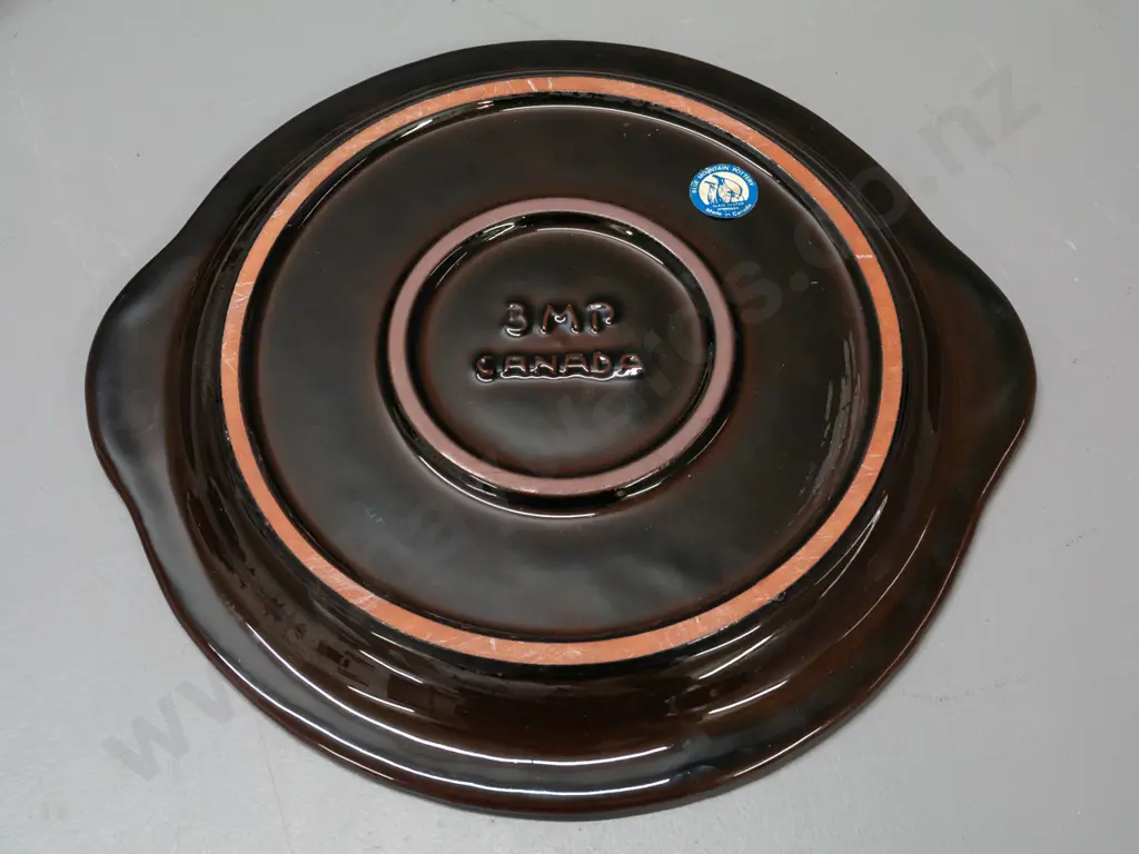 Blue Mountain, tea set on tray, Tea pot, creamer, sugar and tray - original labels, H-190 Image 1++