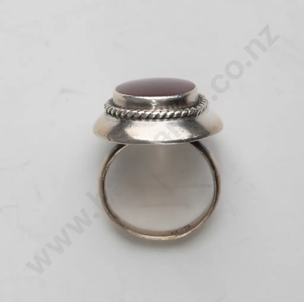 silver carnelian stone ring stamped 925 Image 1++