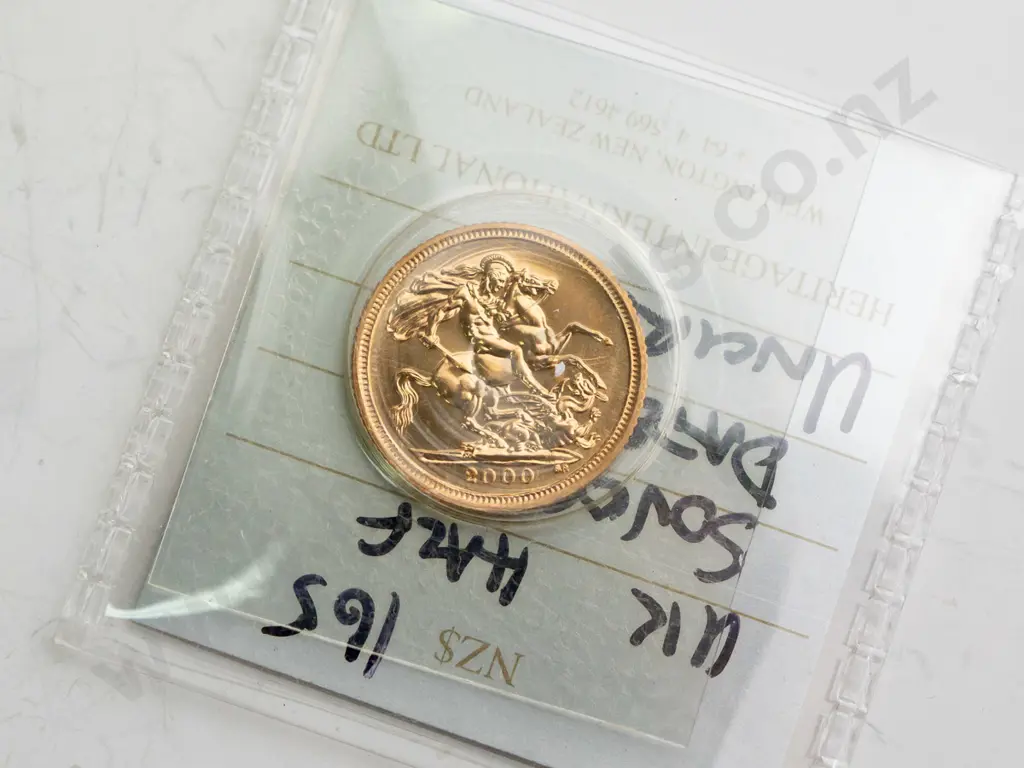 gold half sovereign - UK 2000 (3.99gm) Image 1++