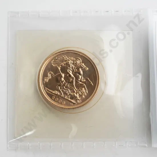 gold sovereign - UK 2000 (7.98gm)